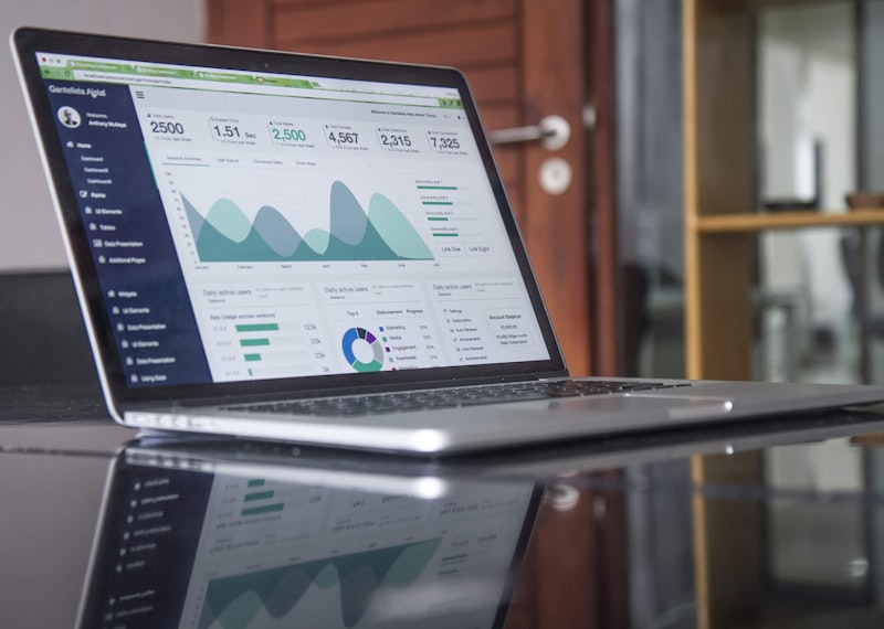 Organic growth analytics on screen